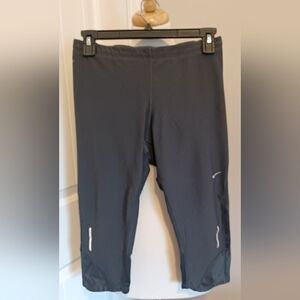 NIKE DRI FIT RUNNING CAPRIS SZ M Dark Gray #J14